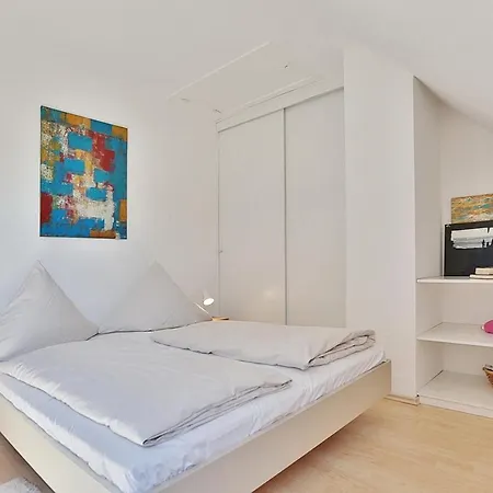 Apartment Haus Kastanienallee 3 Haus Kastanienallee 3 8