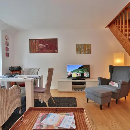 Haus Kastanienallee 3 Haus Kastanienallee 3 8 Διαμέρισμα *